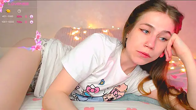 KiraHoney_'s cam snapshot