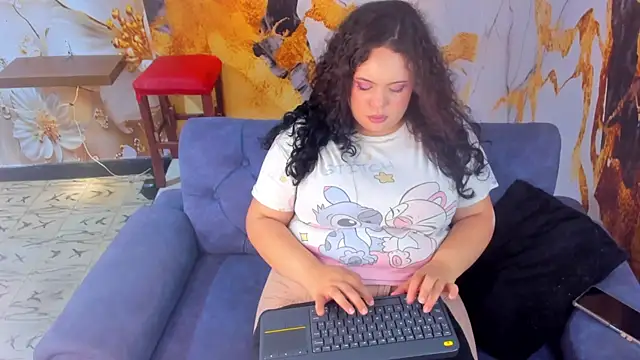 Blair_and_Chuck's cam snapshot