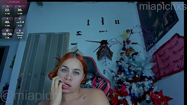 miapichxs live sex cam