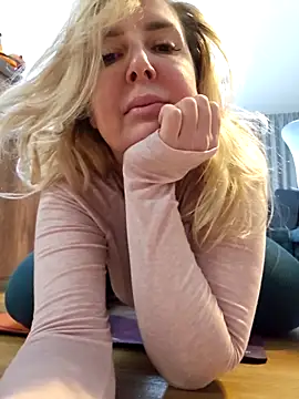 MariaRichi_'s cam snapshot