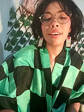 dolliette24's cam snapshot