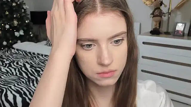 Erica_Kiss's cam snapshot