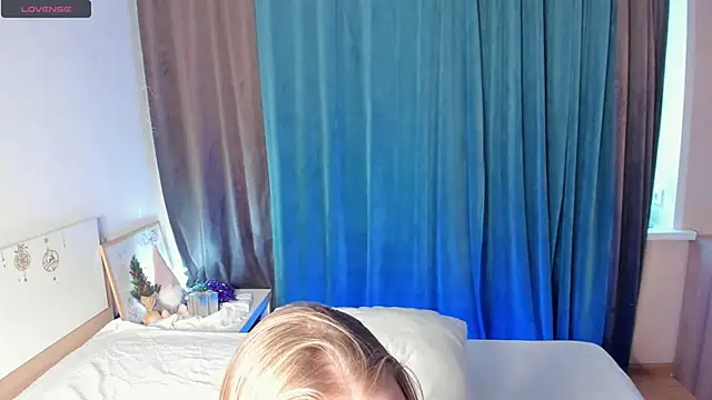 LibbyVenzeio's cam snapshot