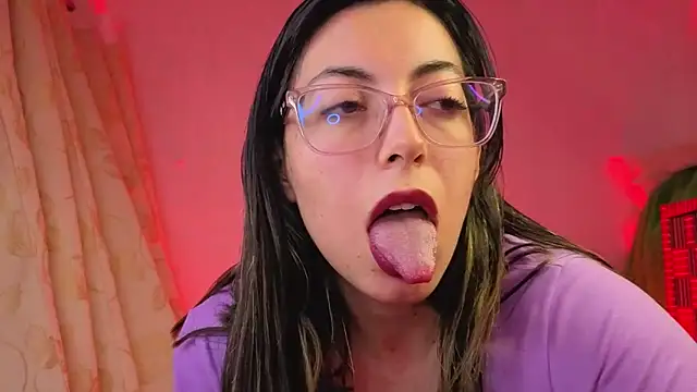 Miranda_sexlove_'s cam snapshot