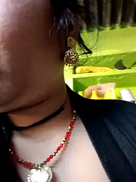 Rashili_jaan live sex cam