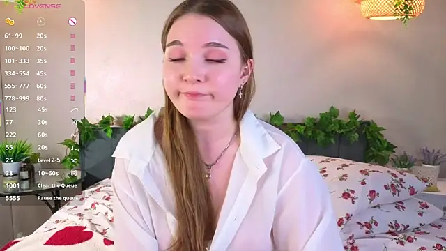 ConstanceHelms's cam snapshot