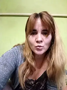 SannyMILF's cam snapshot