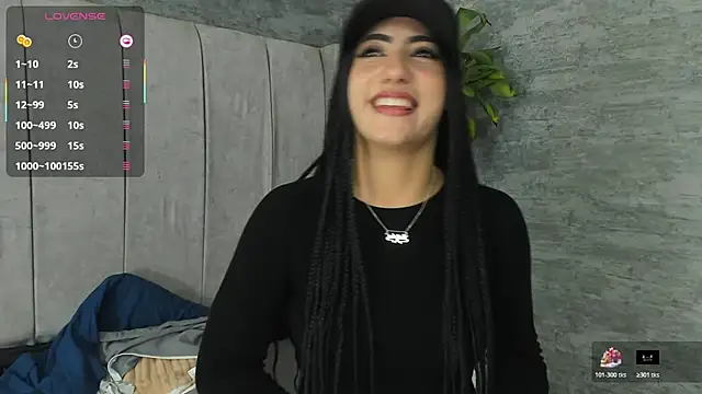 Odett_Khast live sex cam