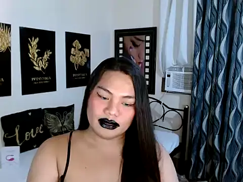 TSbrianaHugeCock's cam snapshot