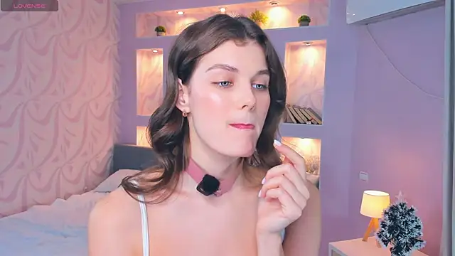 FloraDobb's cam snapshot