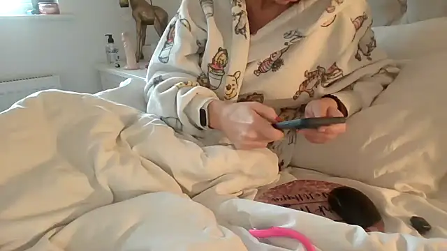 MrsMonicaReign's cam snapshot