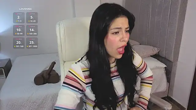 Eliie_Ruizz's cam snapshot