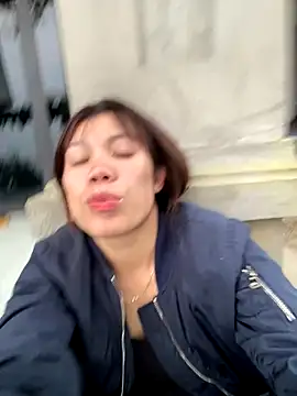 nhinhi-sexy live sex cam