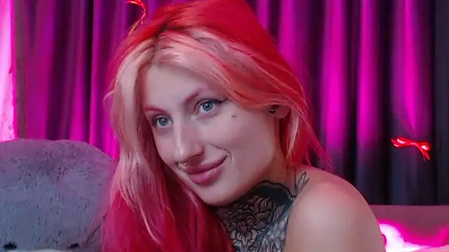 Nina_Blum_'s cam snapshot