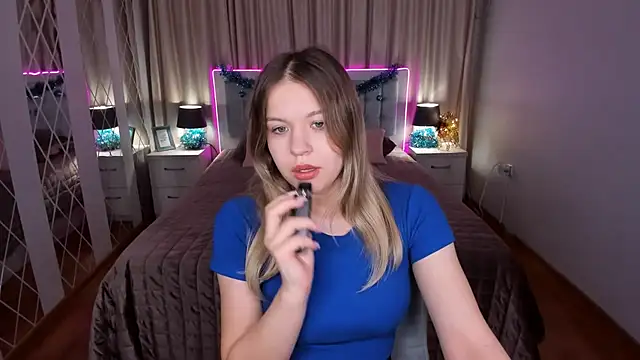 SimaHeaven's cam snapshot