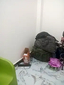 Meenu_rani7 live sex cam