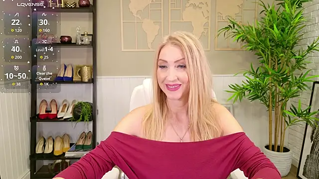 LadyLeea's cam snapshot