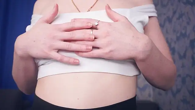 KarlynGow's cam snapshot