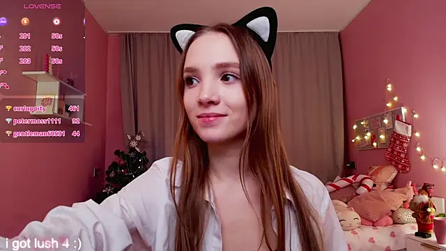 Adria_Arjona's cam snapshot