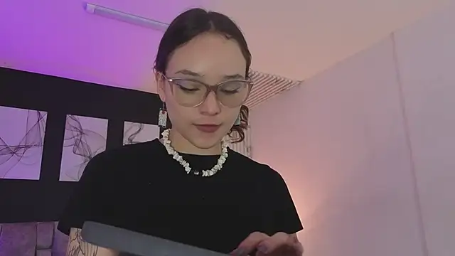 dahianae__'s cam snapshot