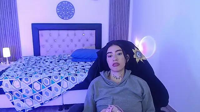 Julieta_De_Los_Angeles's cam snapshot