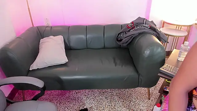 Siryenay_'s cam snapshot