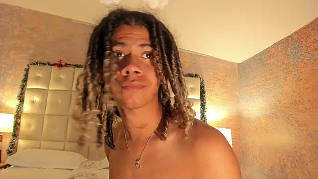 Maxim-Walker live sex cam