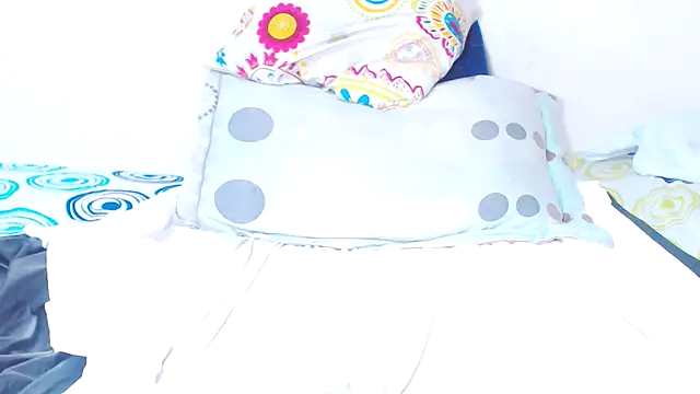 KarlaNughty's cam snapshot