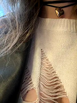 CrazyTori's cam snapshot