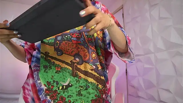 dianebleu's cam snapshot