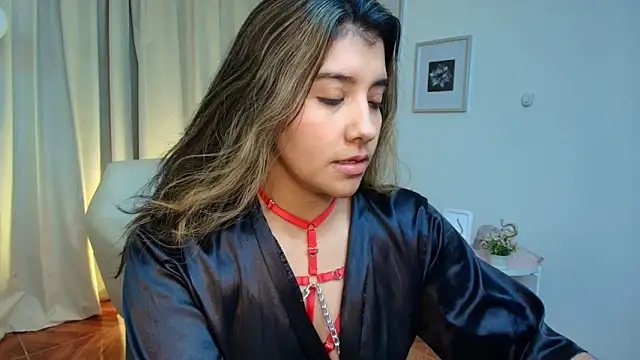 nina_moen's cam snapshot