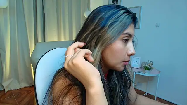 nina_moen's cam snapshot