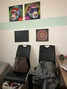 Miiaaa-'s cam snapshot