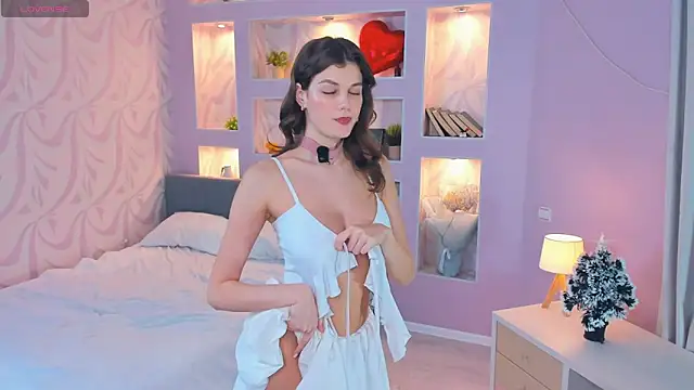 FloraDobb's cam snapshot