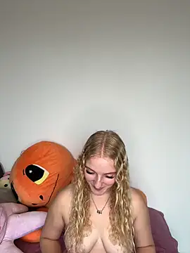 Sophie_cute06's cam snapshot