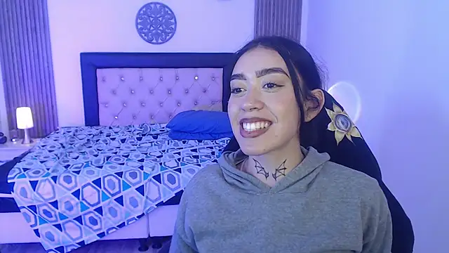 Julieta_De_Los_Angeles live sex cam