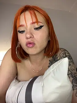 Alysson_LS's cam snapshot