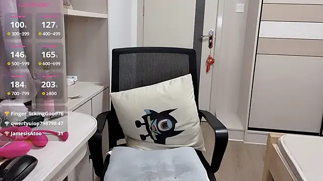 JackieBell's cam snapshot