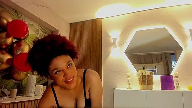 loladupont's cam snapshot