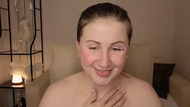 Helens_love's cam snapshot