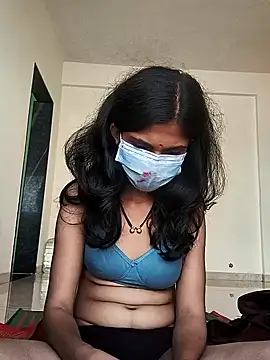 Shivani2002's cam snapshot