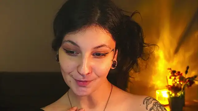 maymary_'s cam snapshot