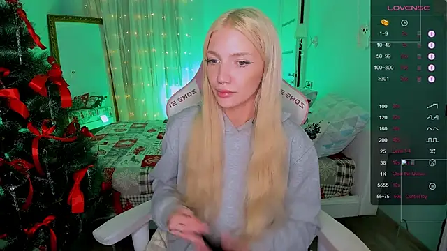 AnyaTaylor_'s cam snapshot