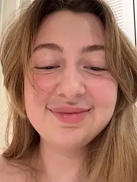 curvyflawless live sex cam