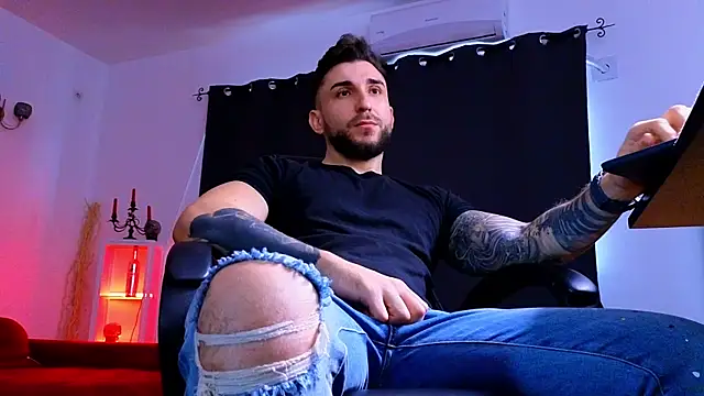 MightyAaron66's cam snapshot