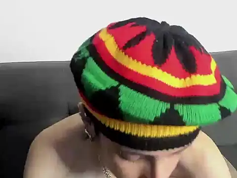 cirosky_elchicopolla's cam snapshot