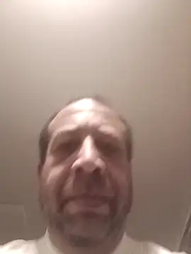 Exhibitionist040577 live sex cam