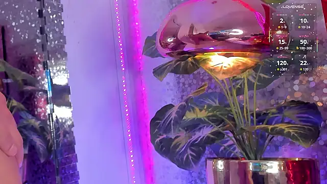 KylieVictoria live sex cam