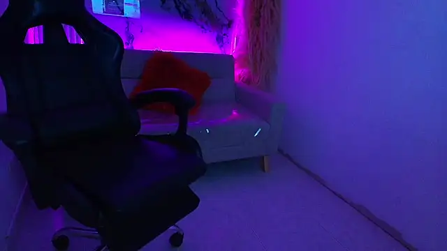 TyagoRoberts's cam snapshot