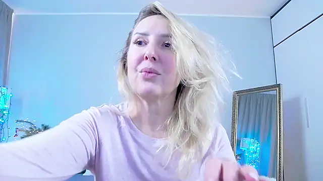 MariaRichi_'s cam snapshot